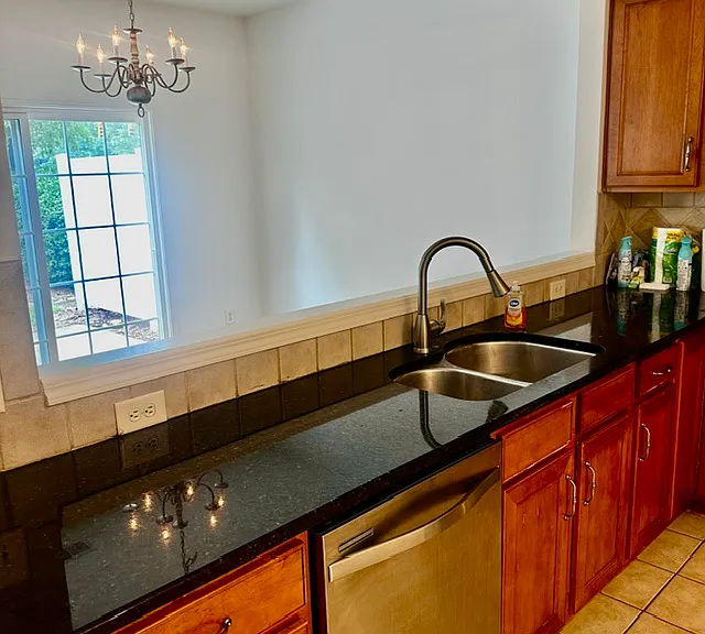 9002 Bishop Crest Ln — Photo 10