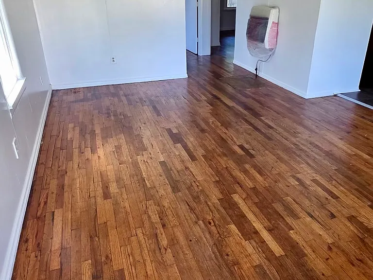 624 W Polk St — Photo 9