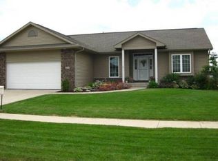 275 Windsor Rd, North Liberty, IA 52317