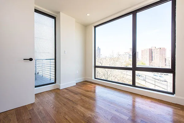 Rented by Nooklyn NYC LLC | media 114