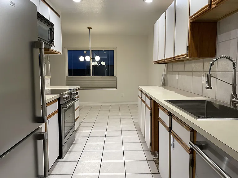 155 Aloha St #101 — Photo 5
