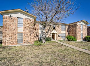 8002 Cambridge Cir APT A, Fort Worth, TX 76108
