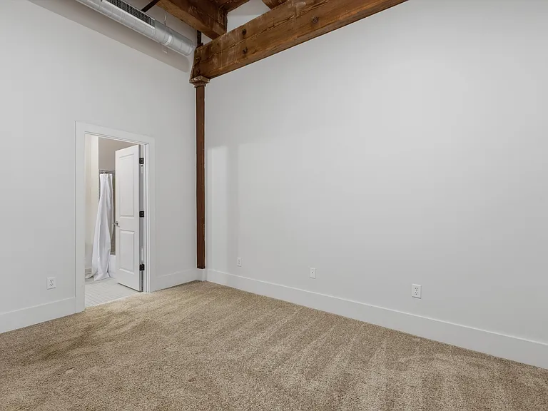 420 S Front St #407 — Photo 14
