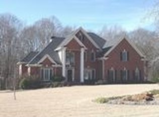 1030 Long Creek Dr, Bogart, GA 30622