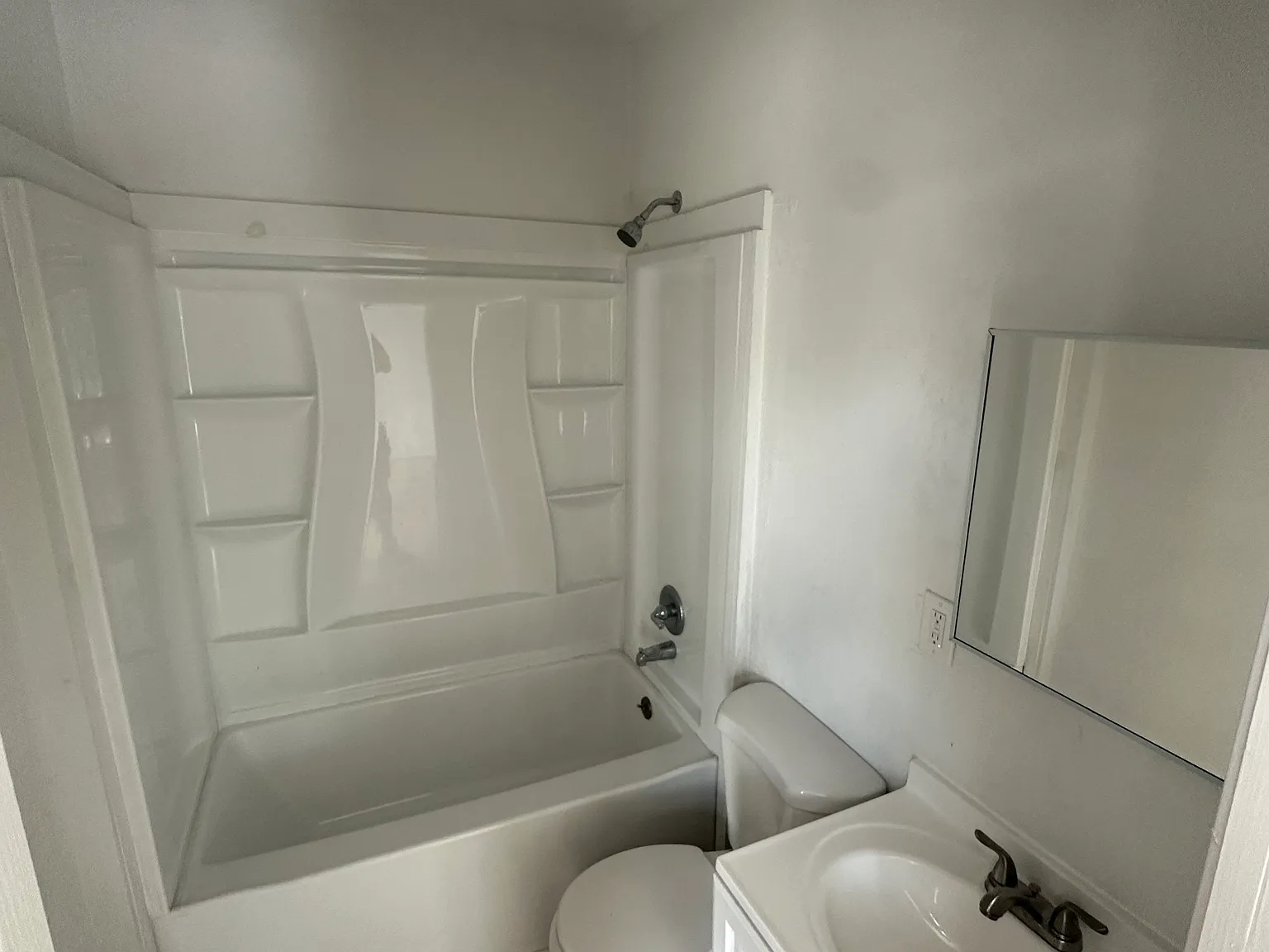 1 bed, $875 — Photo 3