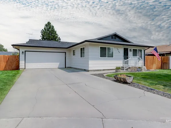 1440 Loraine Cir, Emmett, ID 83617