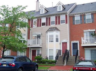 16 Holly St, Jersey City, NJ 07305