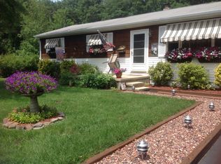 90 Avis Dr, Brick, NJ 08724