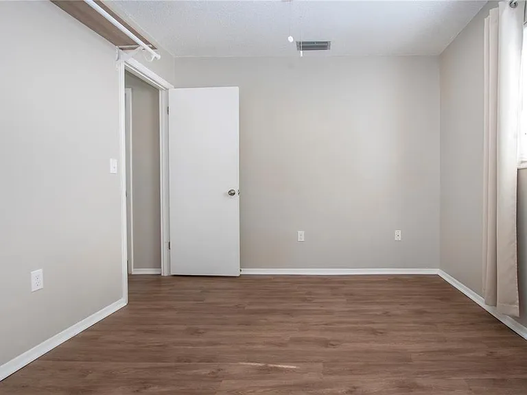 802 Buttonwood Dr — Photo 25