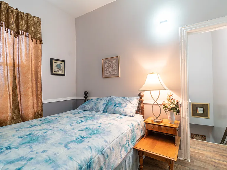 658 Atlantic St — Photo 11