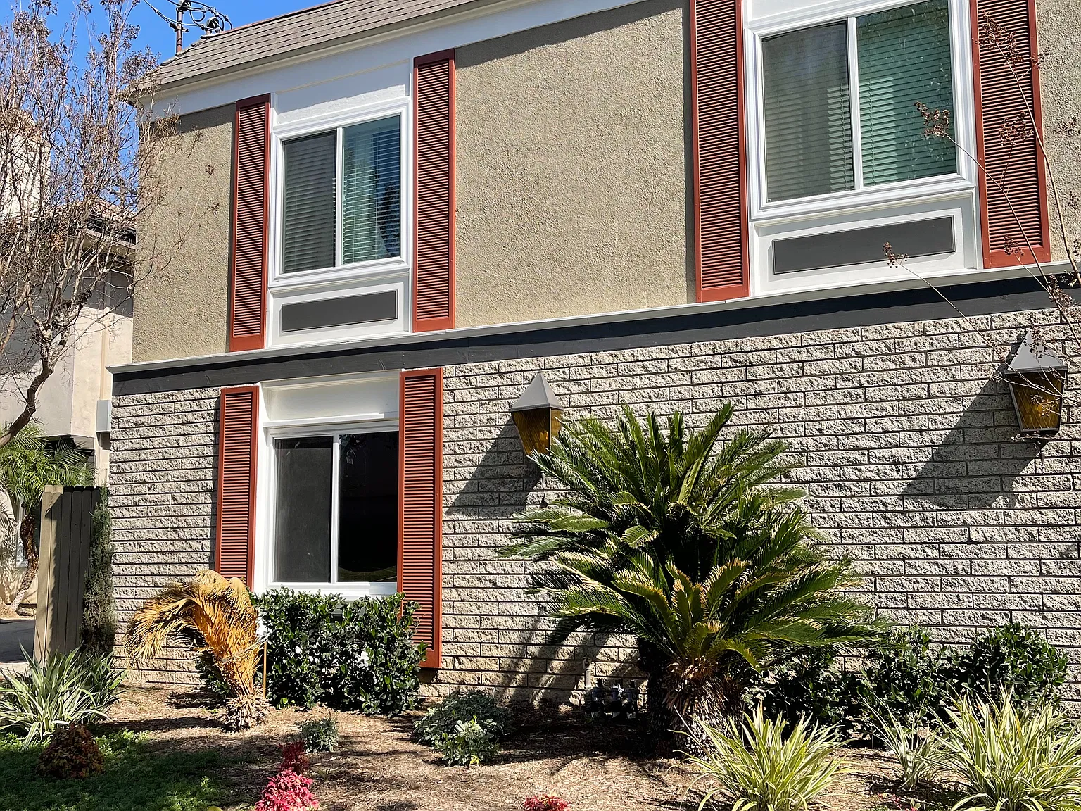 818 S Sierra Vista Ave — Photo 2