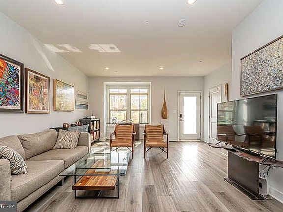 3rd image of 2703 Chelsea Willows Way