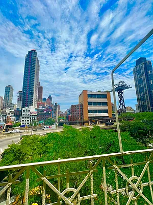 Rented by Oxford Property Group | media 9