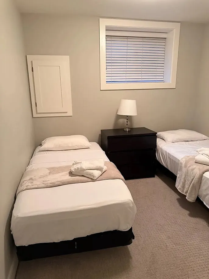 2 bed, 1000 sqft, $2,850 — Photo 2