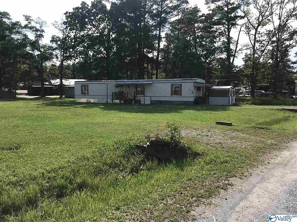 2nd image of 111 Lonesome Bend Rd
