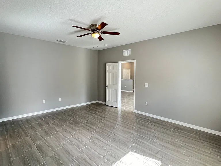 238 Silverfrost St SE — Photo 12