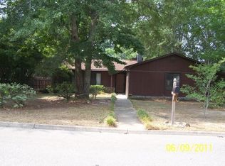 1923 Shamrock Rd, Dothan, AL 36301