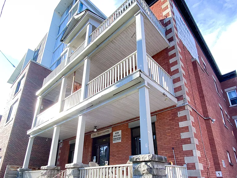 362 Friel St — Photo 32
