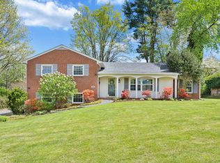 3210 Bromley Rd, Roanoke, VA 24018