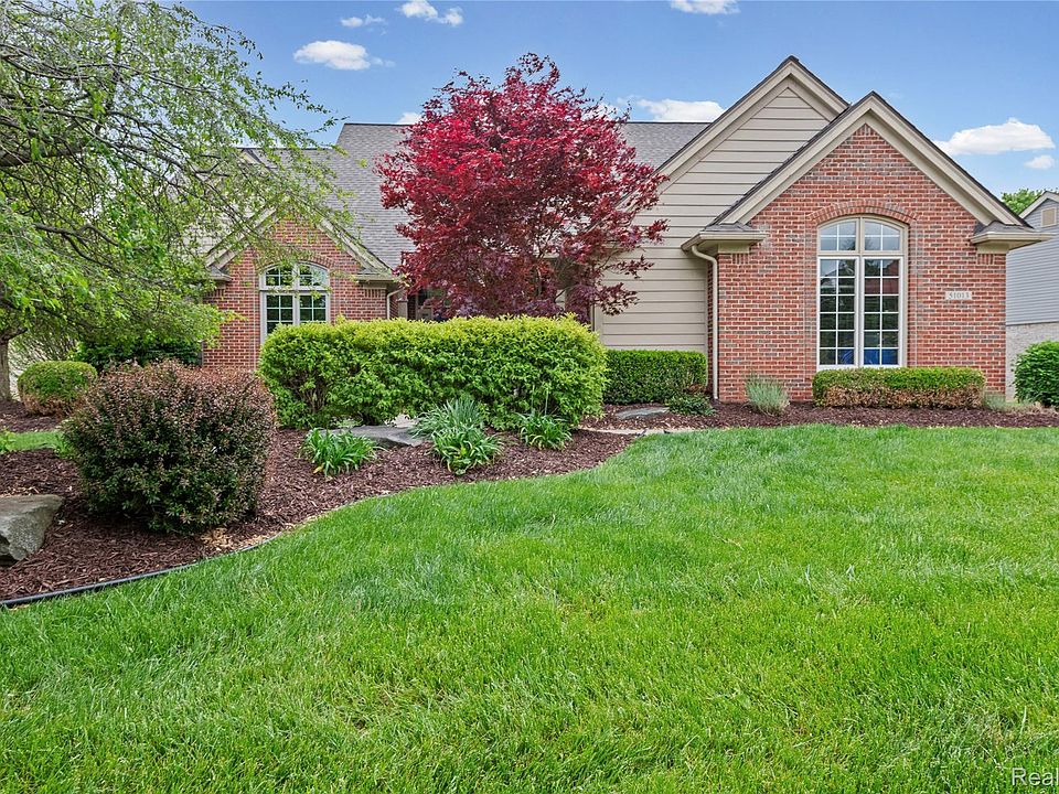 1st image of 51013 W Hills Dr