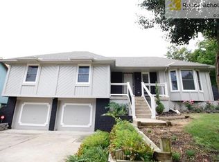 2001 NE Concord St, Lees Summit, MO 64086