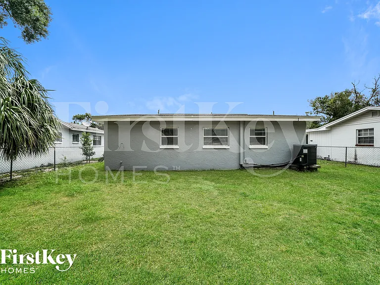 6807 S Cortez Ave — Photo 18
