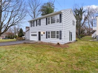 13 Linden St, Norwalk, CT 06851