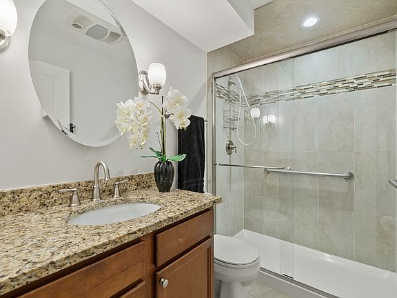 4th image of 263 S Clubhouse Dr Unit 224