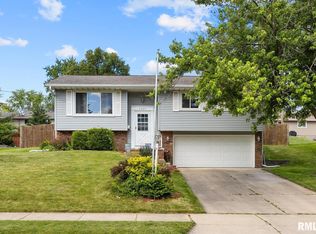 3205 W Birkshire Dr, Peoria, IL