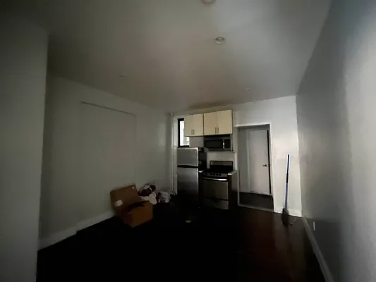 Rented by Premier One Realty LLC | media 5