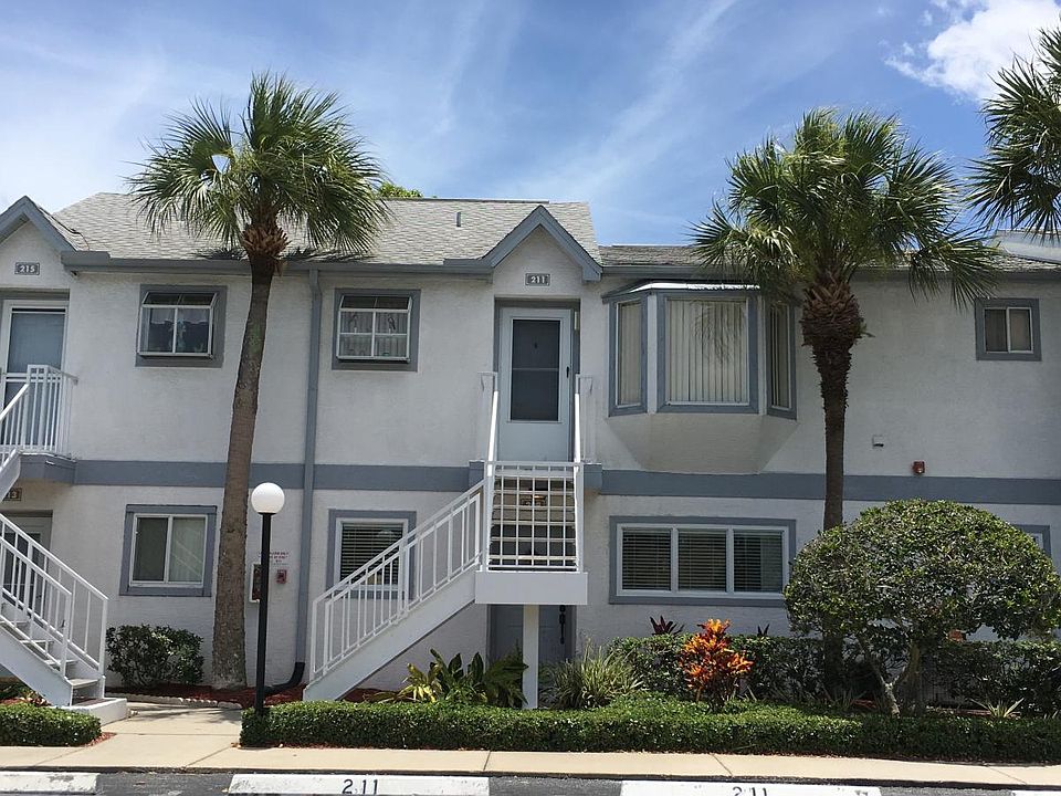 211 Ocean Park Lane, Cape Canaveral