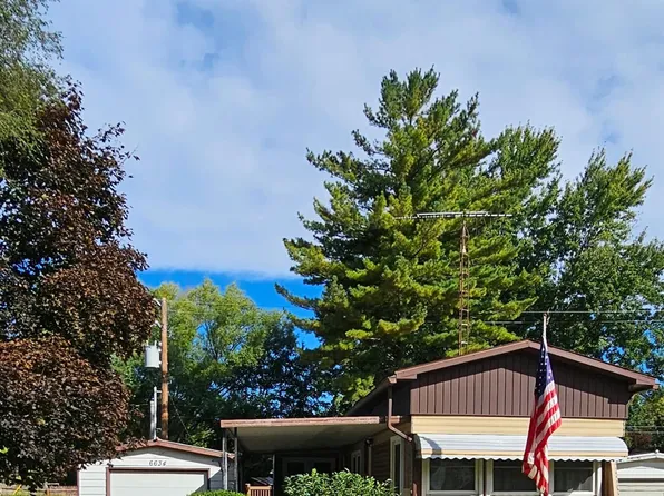 6634 Ervin St, Marlette, MI 48453