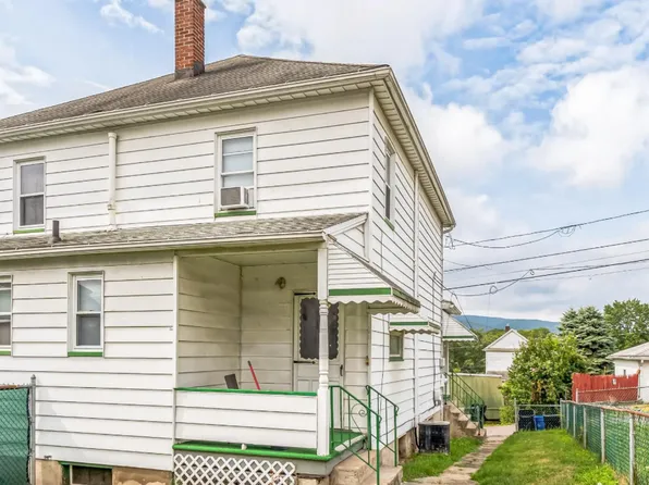 56 Marcy Ct, Hanover Township, PA 18706