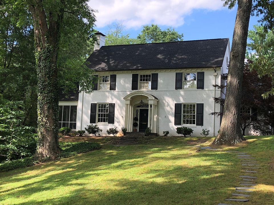 1st image of 272 Cherry Ln