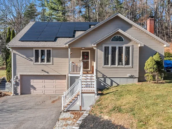 358 Richardson Rd, Fitchburg, MA 01420
