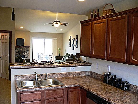 4th image of 1820 Goose Lake Cir