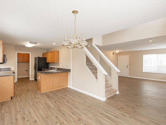 5th image of 5015 Lewiston Dr