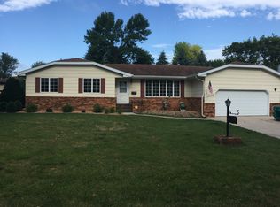 1340 Liberty Dr, Owatonna, MN 55060