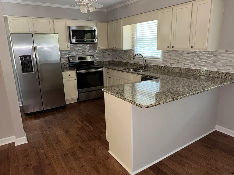 101 Angus Ct — Photo 10