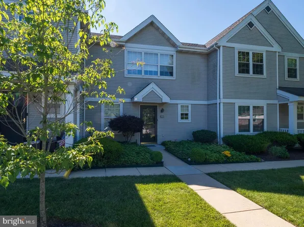 105 Laurel Ct, Wyomissing, PA 19610