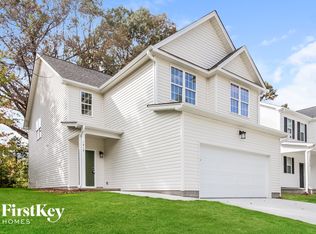 1818 Yarbrough Dr, Greensboro, NC 27405
