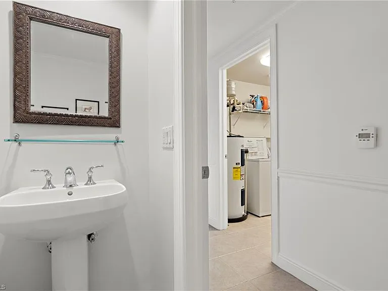 1065 Borghese Ln #403 — Photo 21