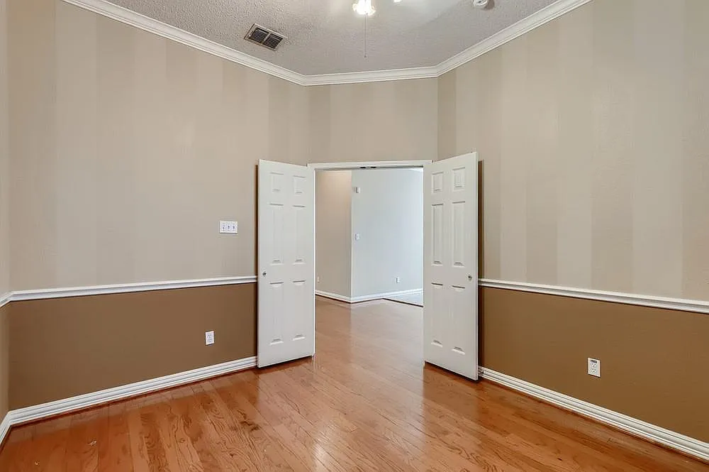 4 bed, 2283 sqft, $3,000 — Photo 4