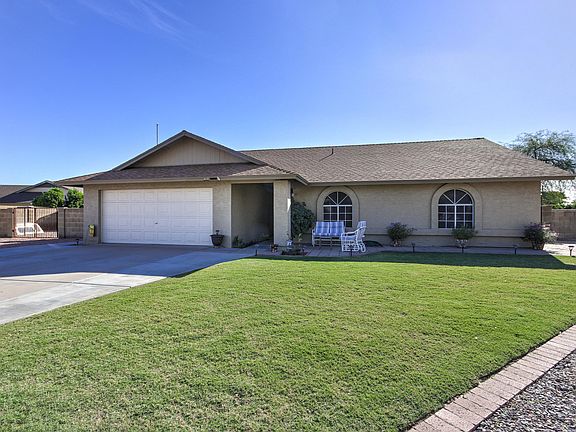 2nd image of 4645 E Fountain Cir