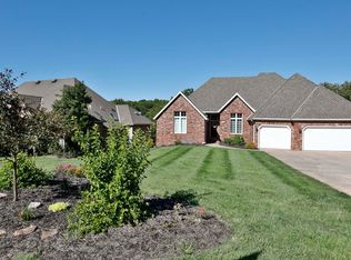 4900 S Bellhurst Ave, Springfield, MO 65804