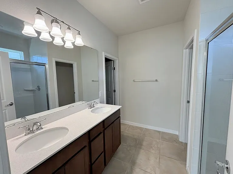 17317 Back Bay Ct — Photo 38