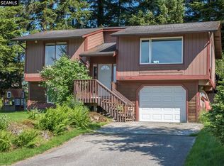 8181 Thunder St, Juneau, AK 99801