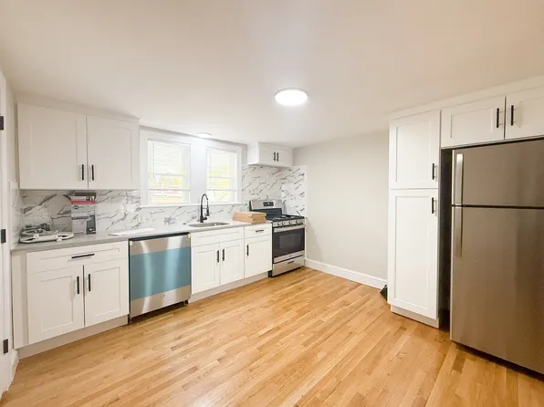 36 Saint Marks Rd APT 1, Dorchester Center, MA 02124