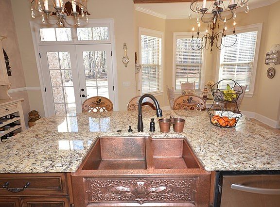 5th image of 654 Bent Creek Dr