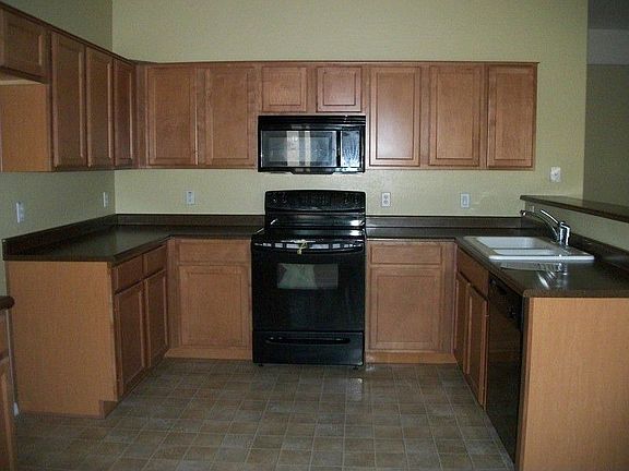 2nd image of 4506 E Meadow Creek Way